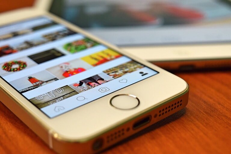 How Smartphones Are Revolutionizing Communication